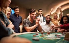 Meja blackjack dealer langsung di batmanslot dengan antarmuka interaktif